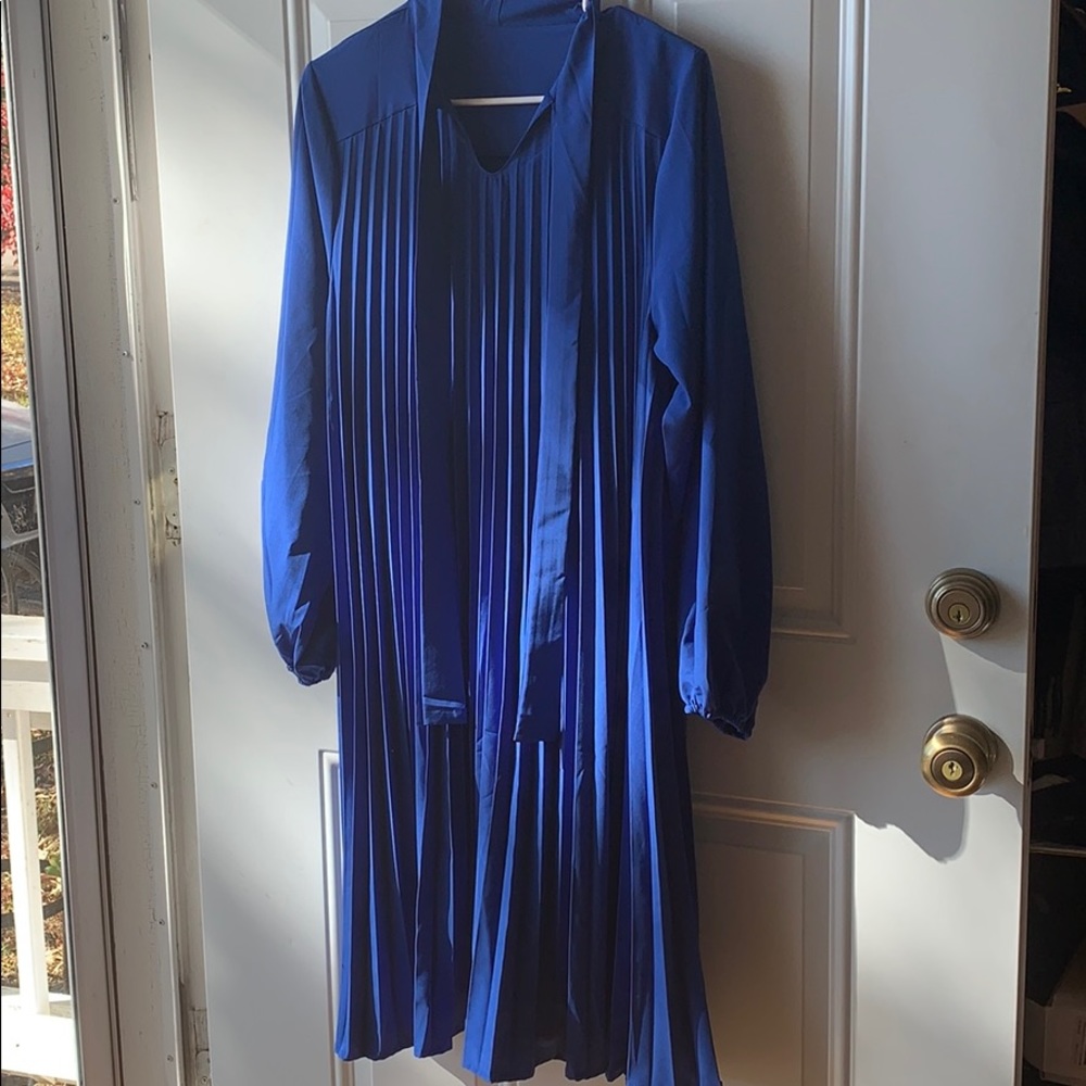 Blue dress